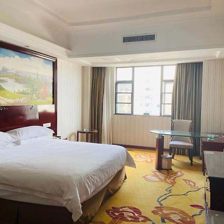Vienna Hotel Foshan Nanhai City Square 외부 사진