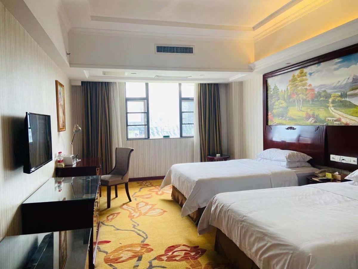 Vienna Hotel Foshan Nanhai City Square 외부 사진