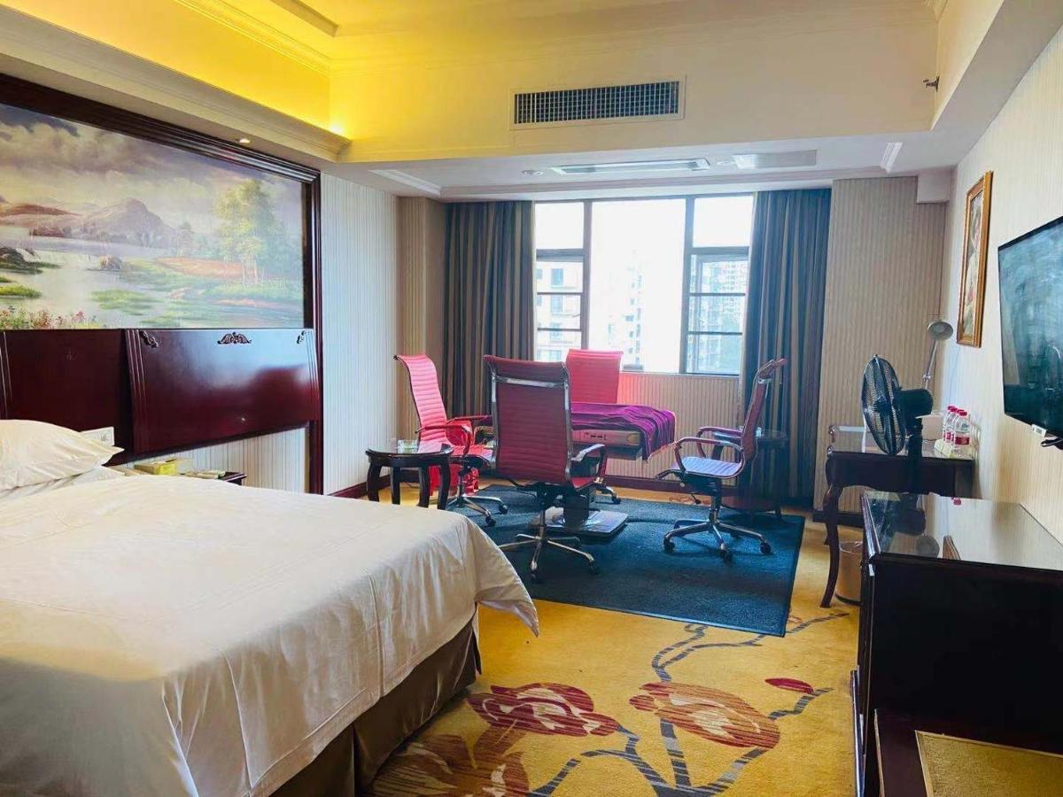 Vienna Hotel Foshan Nanhai City Square 외부 사진